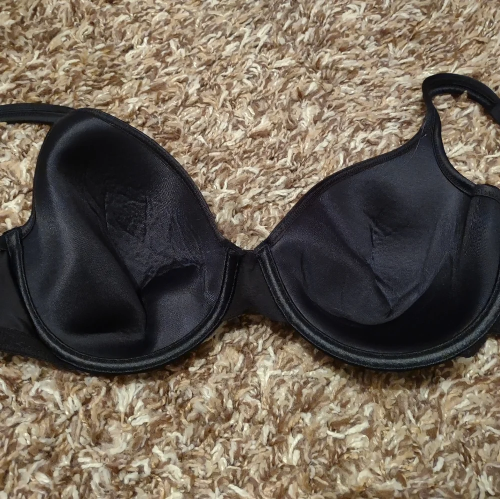 Vanity Fair Black Bra - Picture 5 of 8